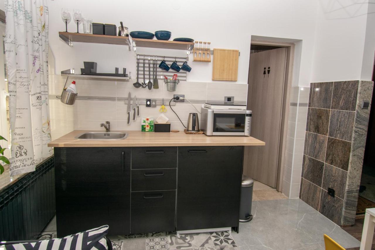 Studio Apartman Dalia Apartamento Zagreb Exterior foto
